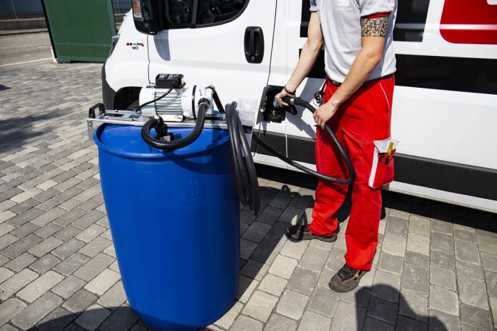Refueling a car with AdBlue